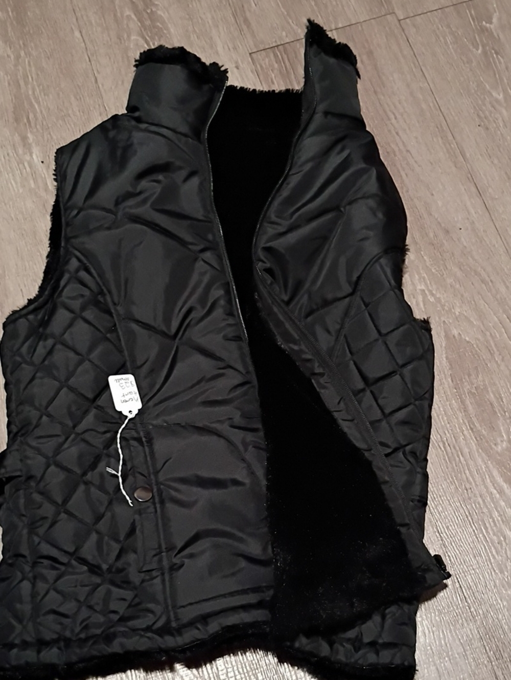KEREN hart Reversible Black Quilted Faux-Fur Lined Women's Vest
